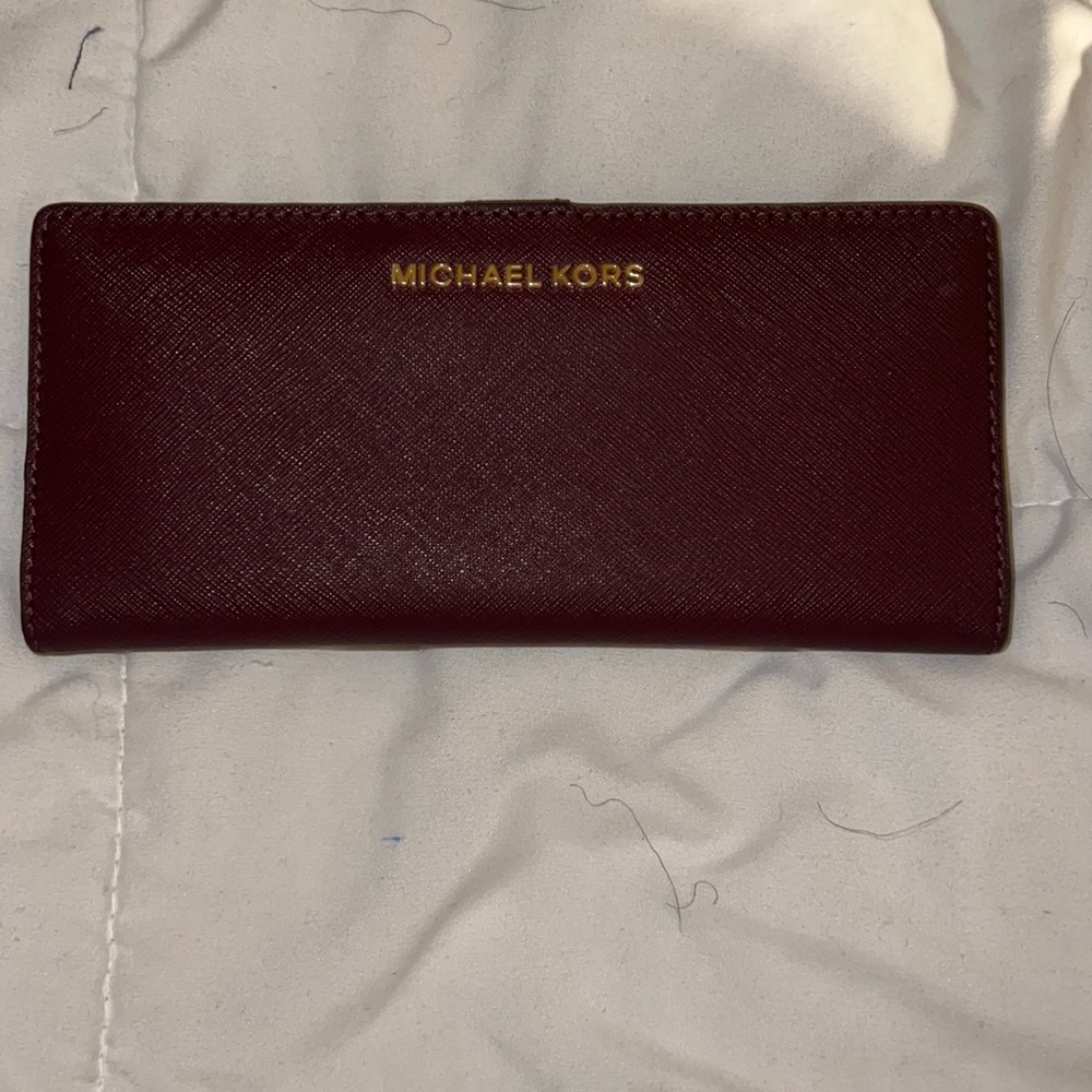 Michael Kors Jet Set Travel Medium Flat Slim Bifold Leather Wallet - Merlot